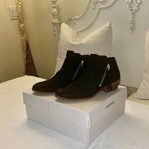 Sam Edelman Black Ankle Booties with Zipper
